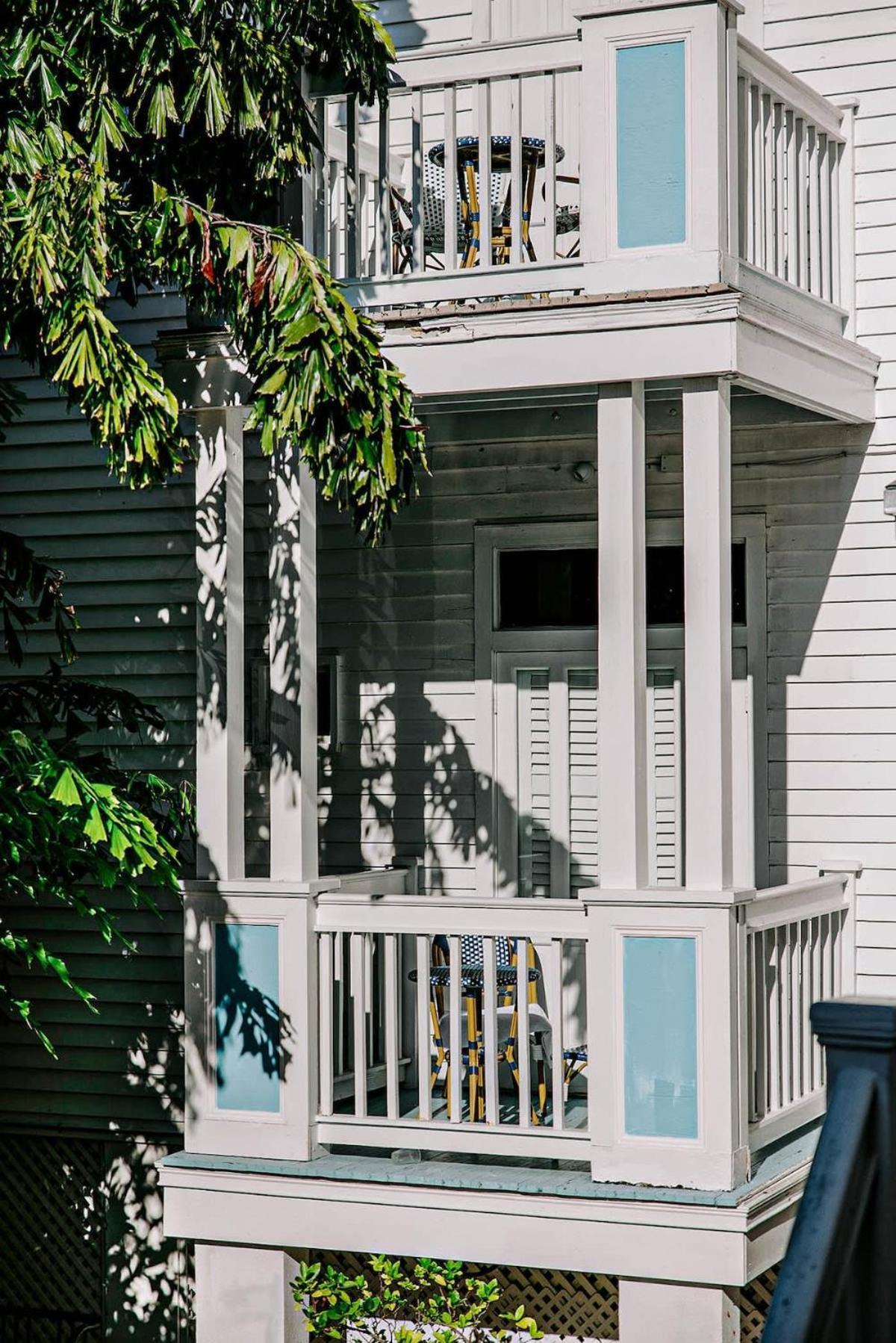 King Suite Balcony - At James House Key West Exterior photo