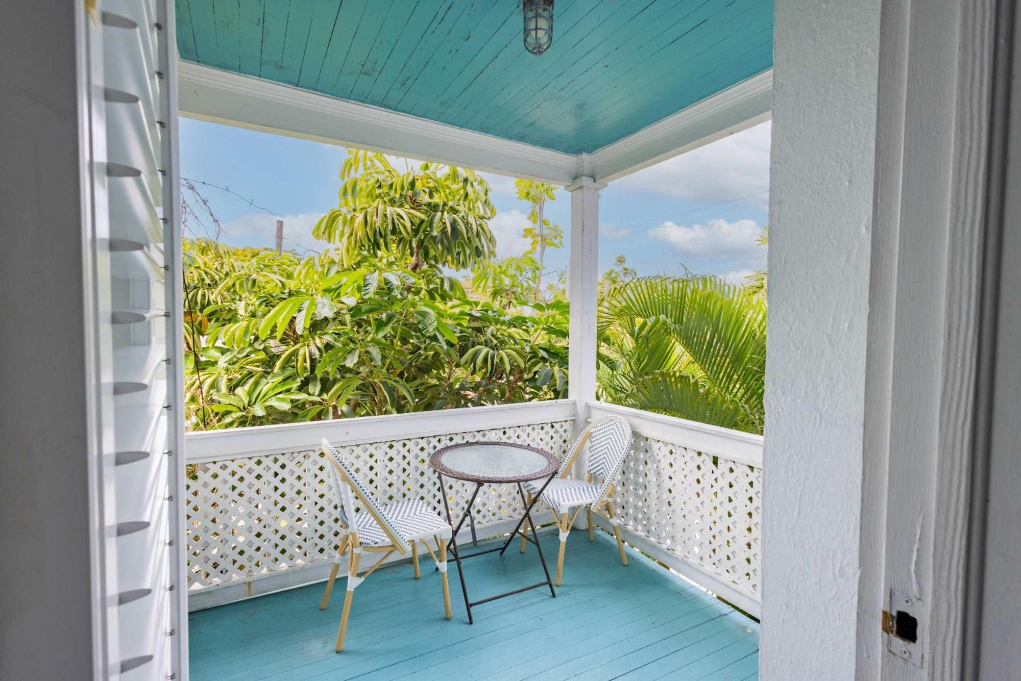 King Suite Balcony - At James House Key West Exterior photo