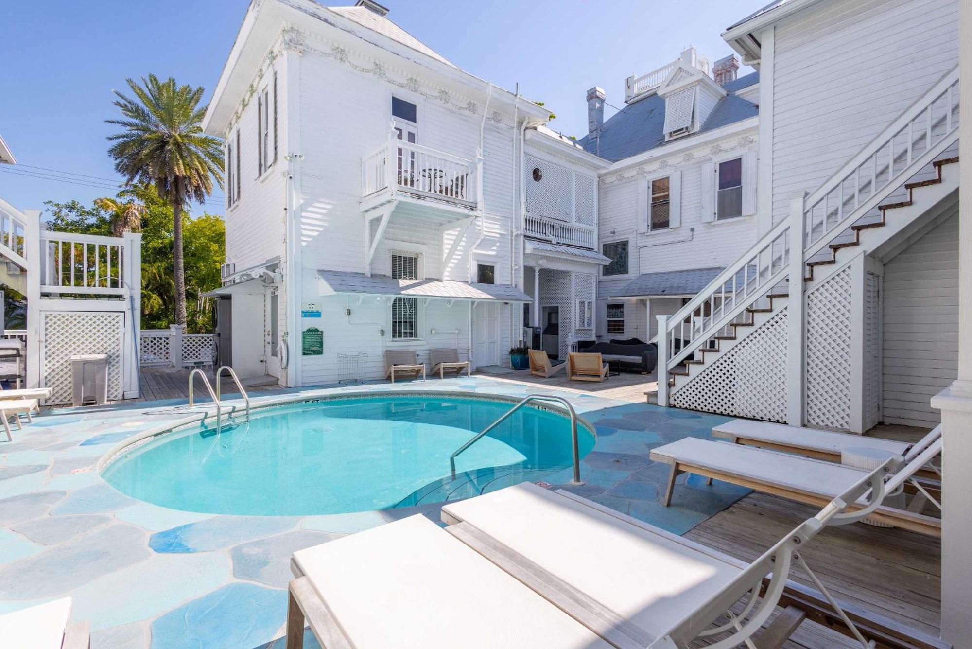 King Suite Balcony - At James House Key West Exterior photo